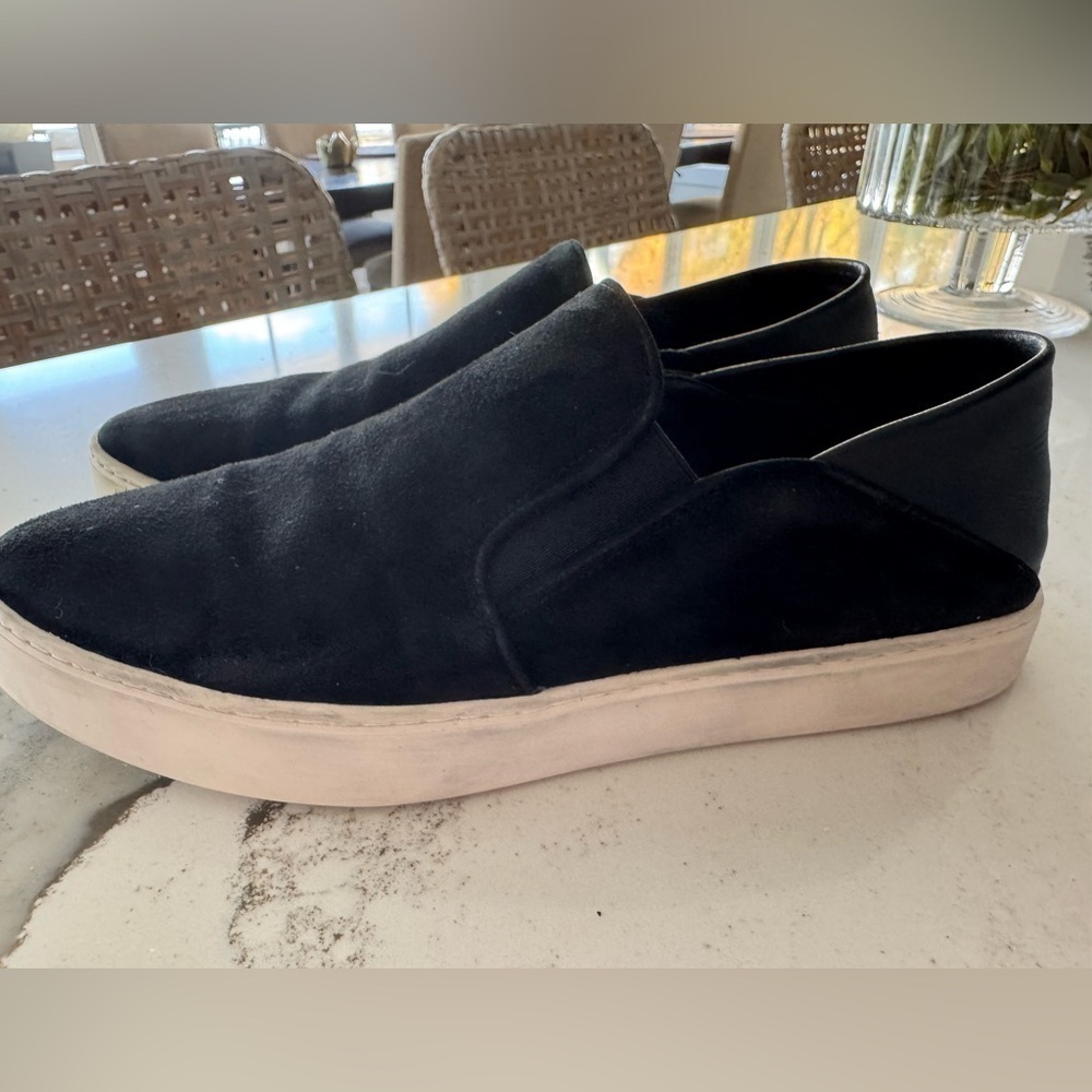 Vince suede leather slip on mule sneakers size 8